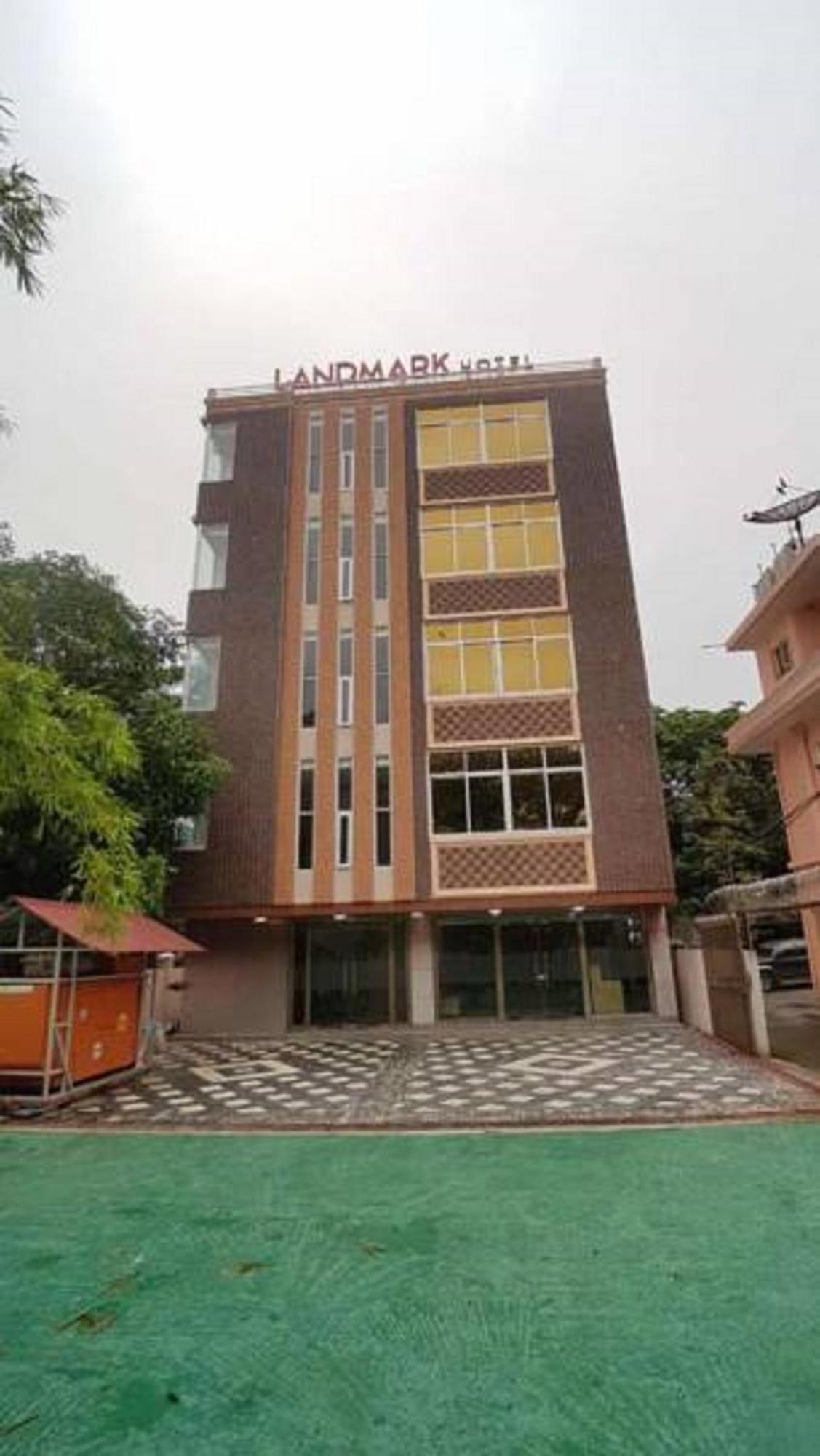 Landmark Hotel Янгон Экстерьер фото